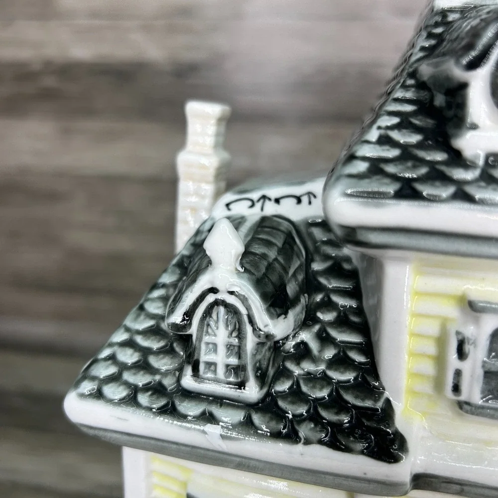 Vintage‎ Victorian House Cookie Jar Yellow Gray Roof Ceramic